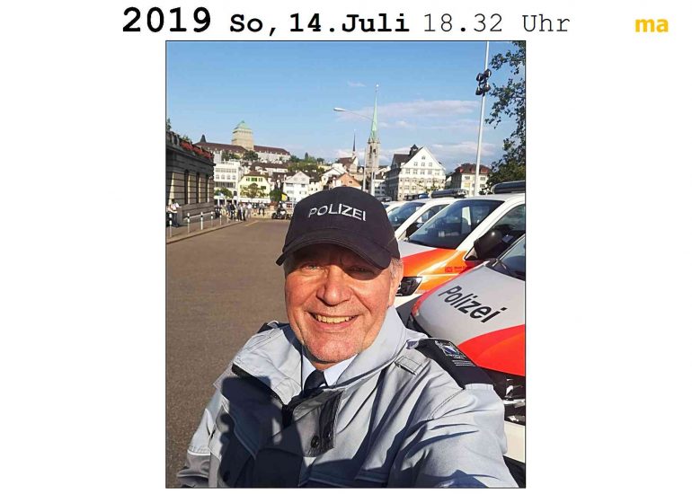 Markus als Polizist copyright by SINUS